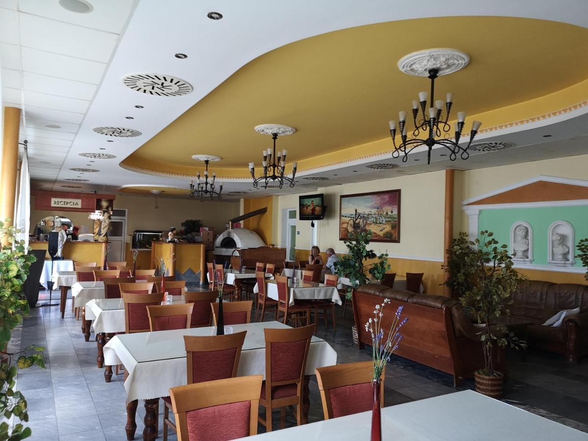 Hotel Biele Studnicky Dargov Exterior photo